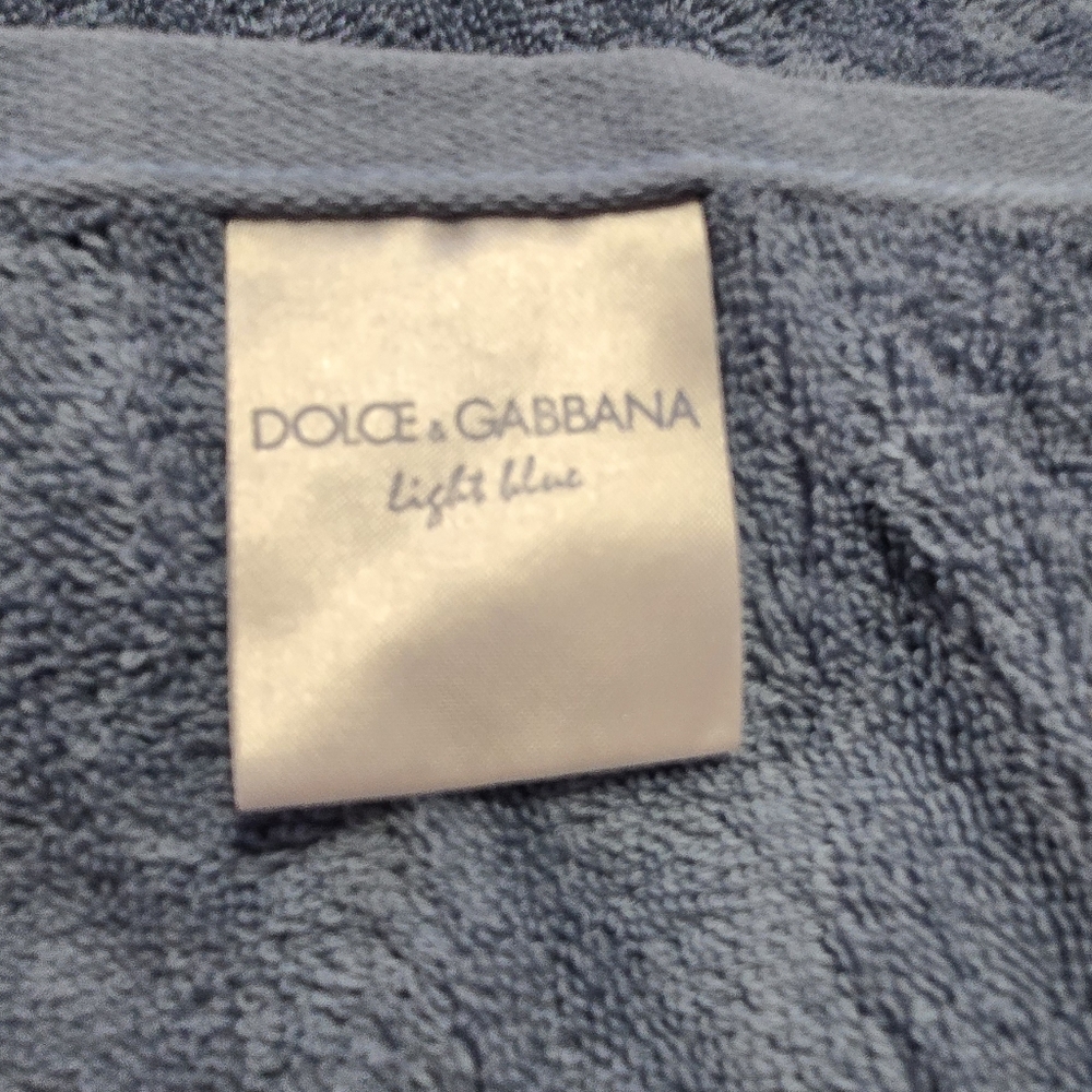 DOLCE & GABBANA Beach Towel. Light Blue. Size 25" x 53" - Picture 6 of 7